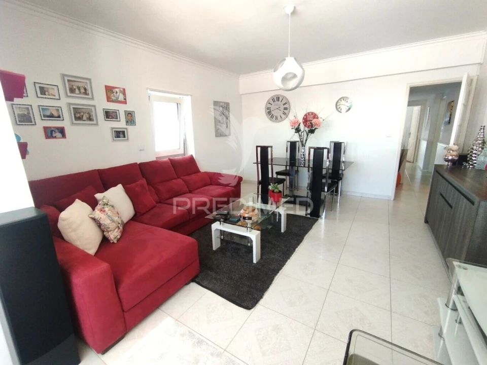 Apartamento T2 para Venda em Cacém e São Marcos Foto 4