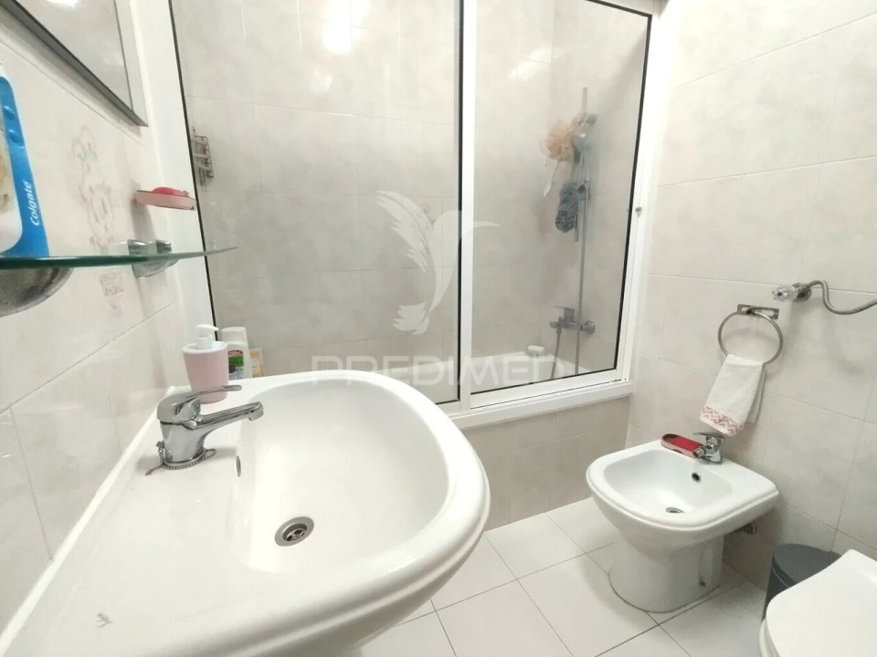 Apartamento T2 para Venda em Cacém e São Marcos Foto 19