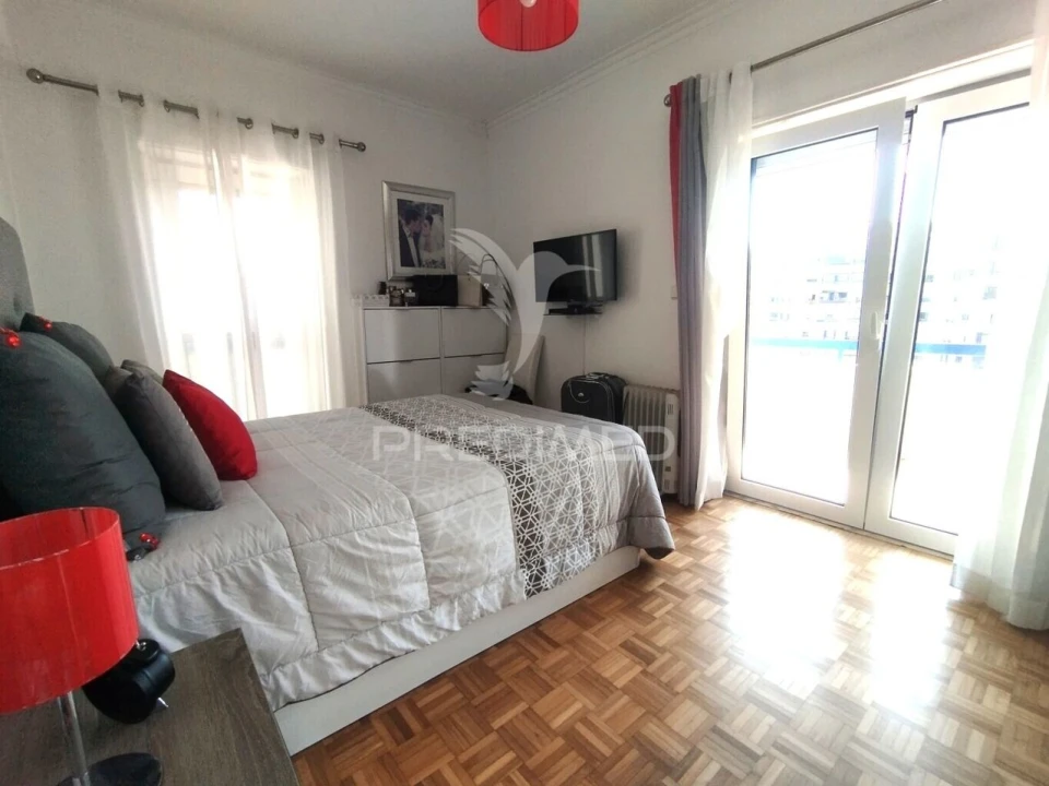Apartamento T2 para Venda em Cacém e São Marcos Foto 24