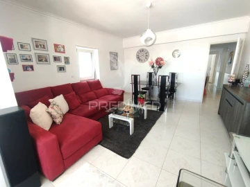 Apartamento T2 para Venda em Cacém e São Marcos