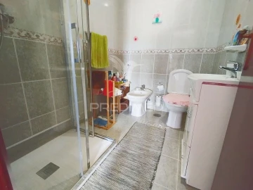 Apartamento T3 para Venda em Porto de Mós - São João Baptista e São Pedro