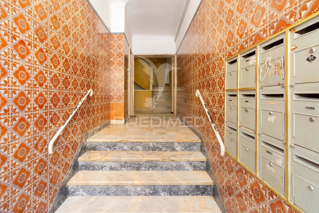 Apartamento T2 para Venda em Seixal, Arrentela e Aldeia de Paio Pires Foto 4