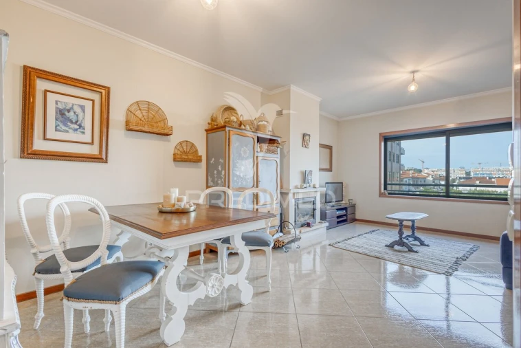Apartamento T1 para Venda em Mafamude e Vilar do Paraíso Foto 7