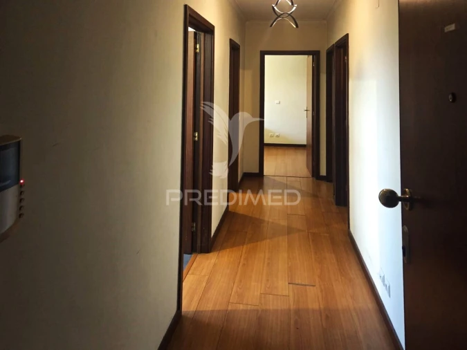 Apartamento T2 para Venda em Pedroso e Seixezelo Foto 4