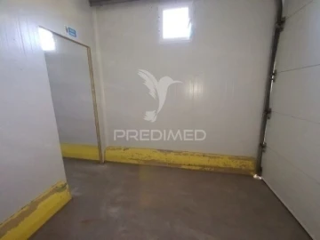 Armazém para Venda em Préstimo e Macieira de Alcoba