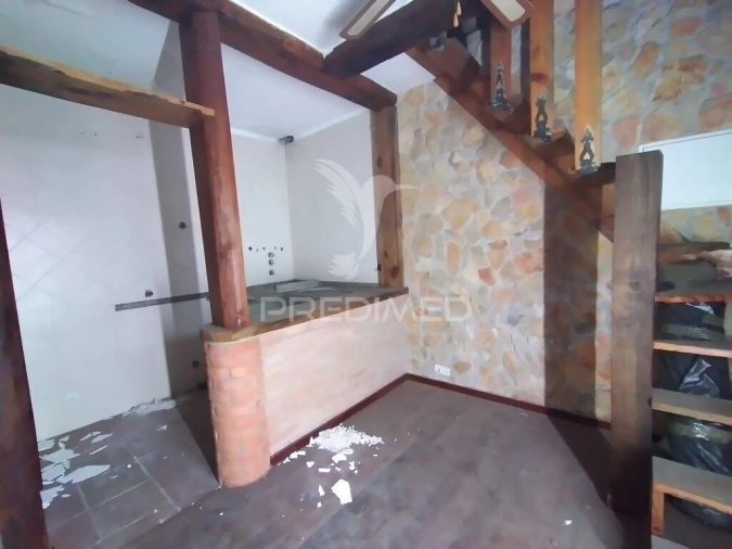 Moradia T1 para Venda em Seixal, Arrentela e Aldeia de Paio Pires Foto 3