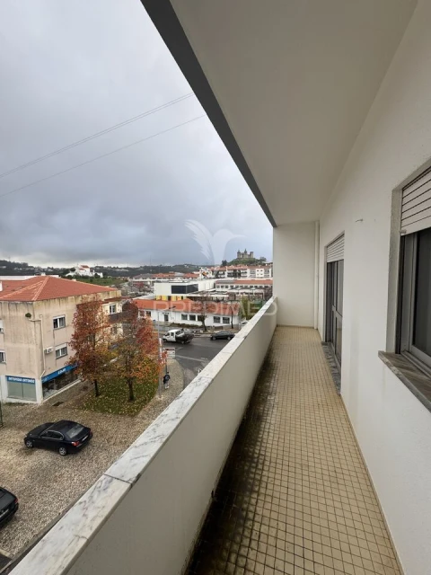 Apartamento T3 para Venda em Porto de Mós - São João Baptista e São Pedro