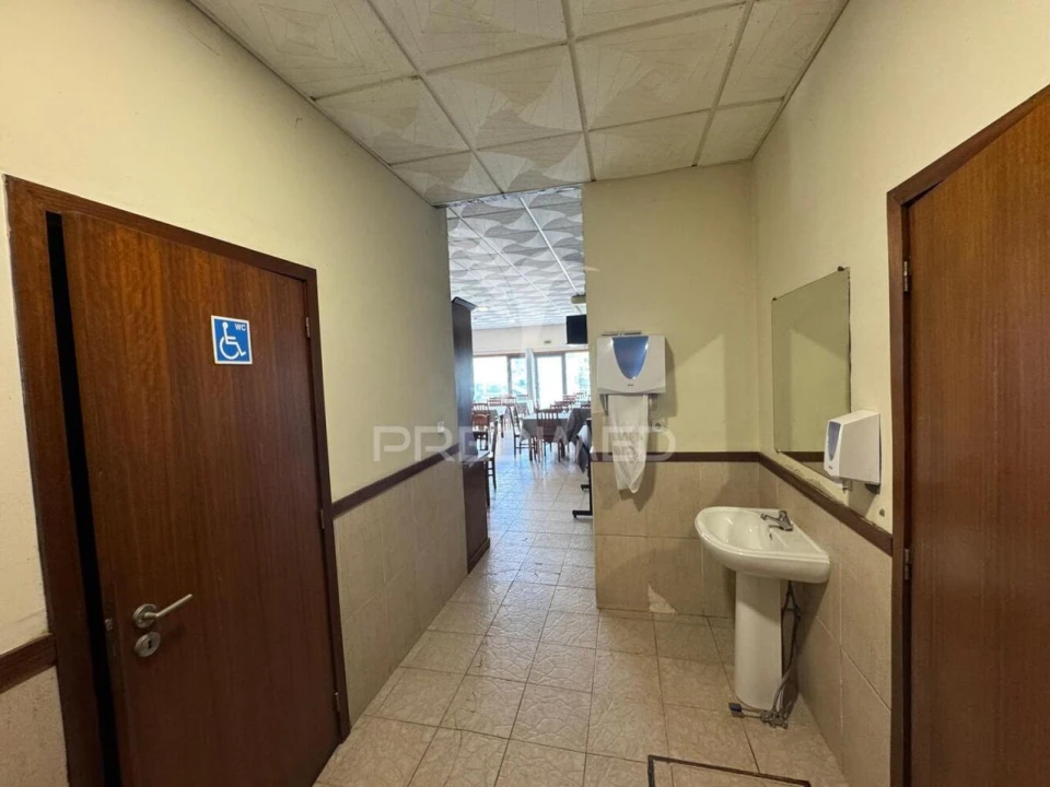 Loja para Venda em Souto Santa Maria, Souto São Salvador e Gondomar Foto 12