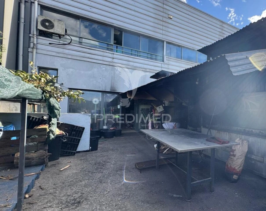 Loja para Venda em Souto Santa Maria, Souto São Salvador e Gondomar Foto 9