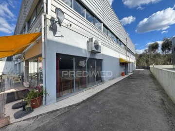 Loja para Venda em Souto Santa Maria, Souto São Salvador e Gondomar