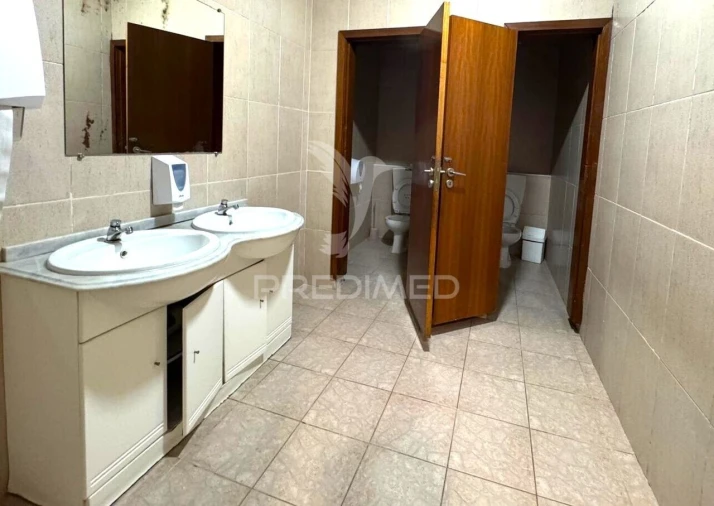 Loja para Venda em Souto Santa Maria, Souto São Salvador e Gondomar Foto 19