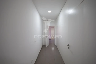 Moradia T1 para Venda em São João Baptista