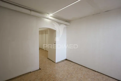 Moradia T1 para Venda em São João Baptista