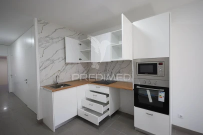 Moradia T1 para Venda em São João Baptista