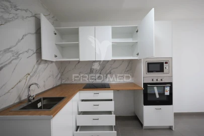 Moradia T1 para Venda em São João Baptista
