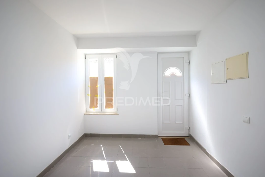 Moradia T1 para Venda em São João Baptista Foto 28