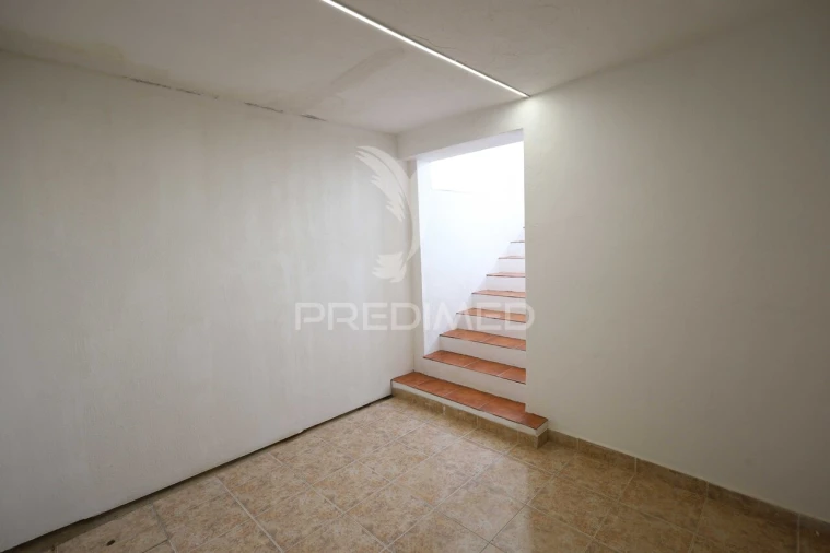 Moradia T1 para Venda em São João Baptista Foto 7