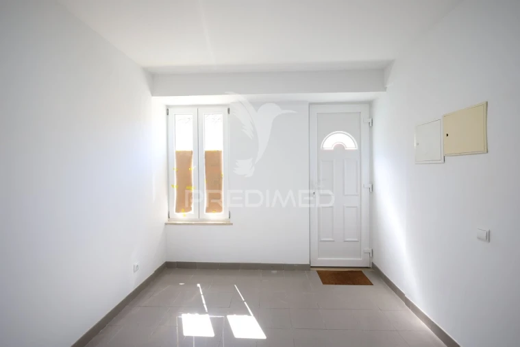 Moradia T1 para Venda em São João Baptista Foto 28