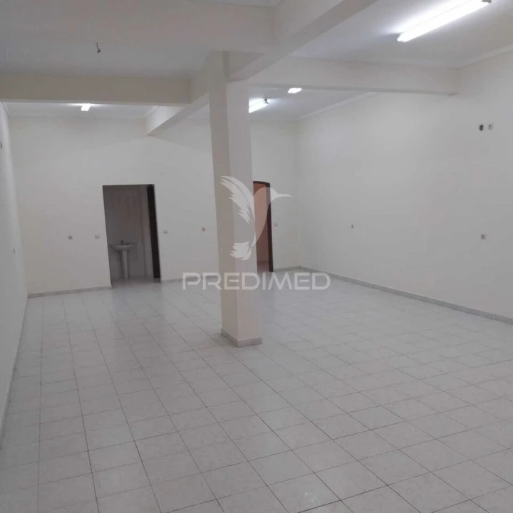 Loja para Venda em Cacém e São Marcos Foto 2