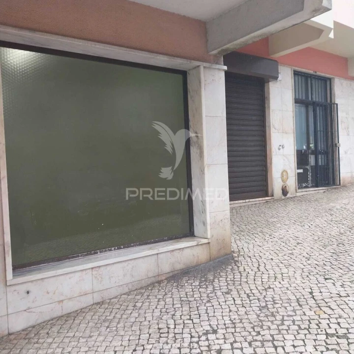 Loja para Venda em Cacém e São Marcos Foto 9