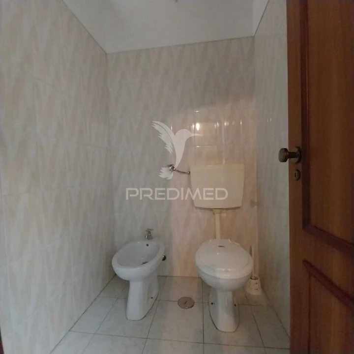 Loja para Venda em Cacém e São Marcos Foto 6