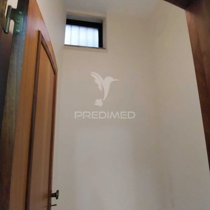 Loja para Venda em Cacém e São Marcos Foto 8