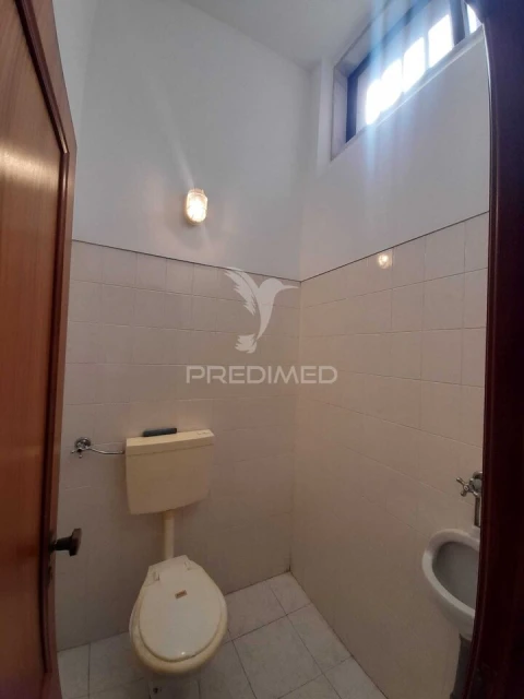 Loja para Venda em Cacém e São Marcos