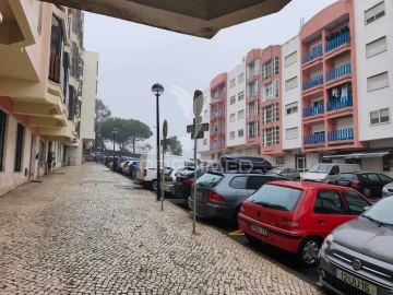 Loja para Venda em Cacém e São Marcos