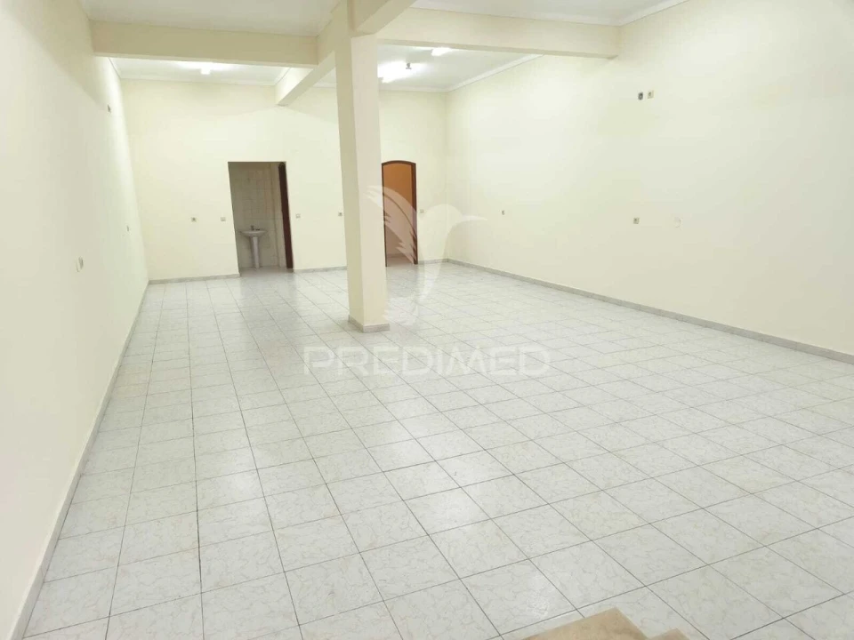 Loja para Venda em Cacém e São Marcos Foto 1