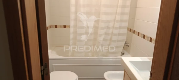 Apartamento T1 para Venda em Sé e São Lourenço