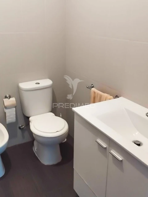 Apartamento T2 para Venda em Sé e São Lourenço