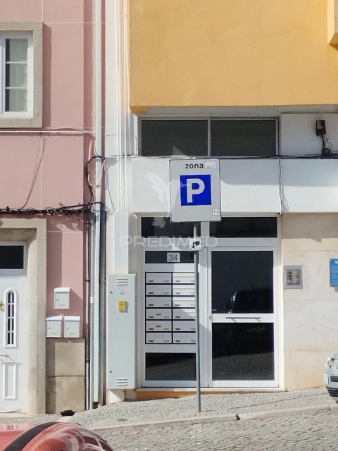 Apartamento T2 para Venda em Sé e São Lourenço