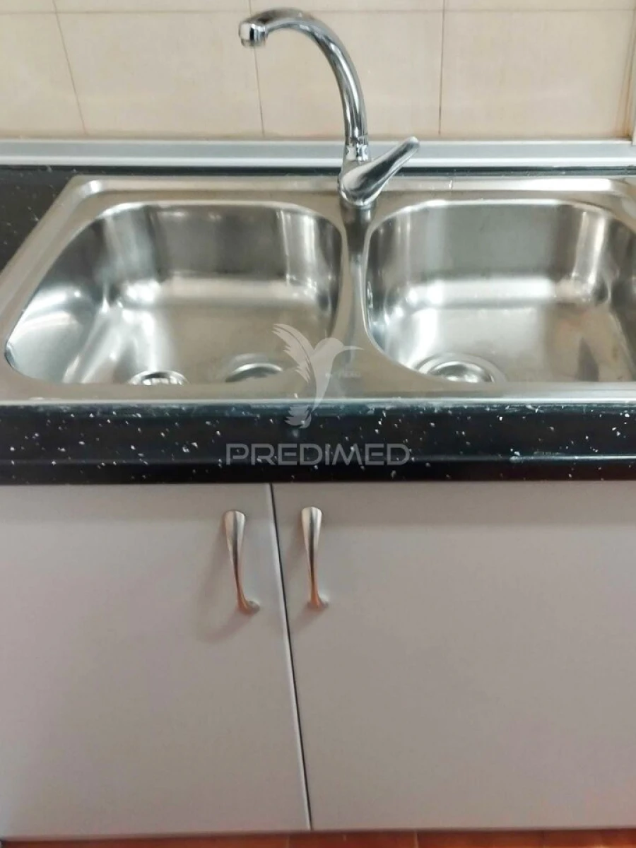 Apartamento T2 para Venda em Sé e São Lourenço Foto 9