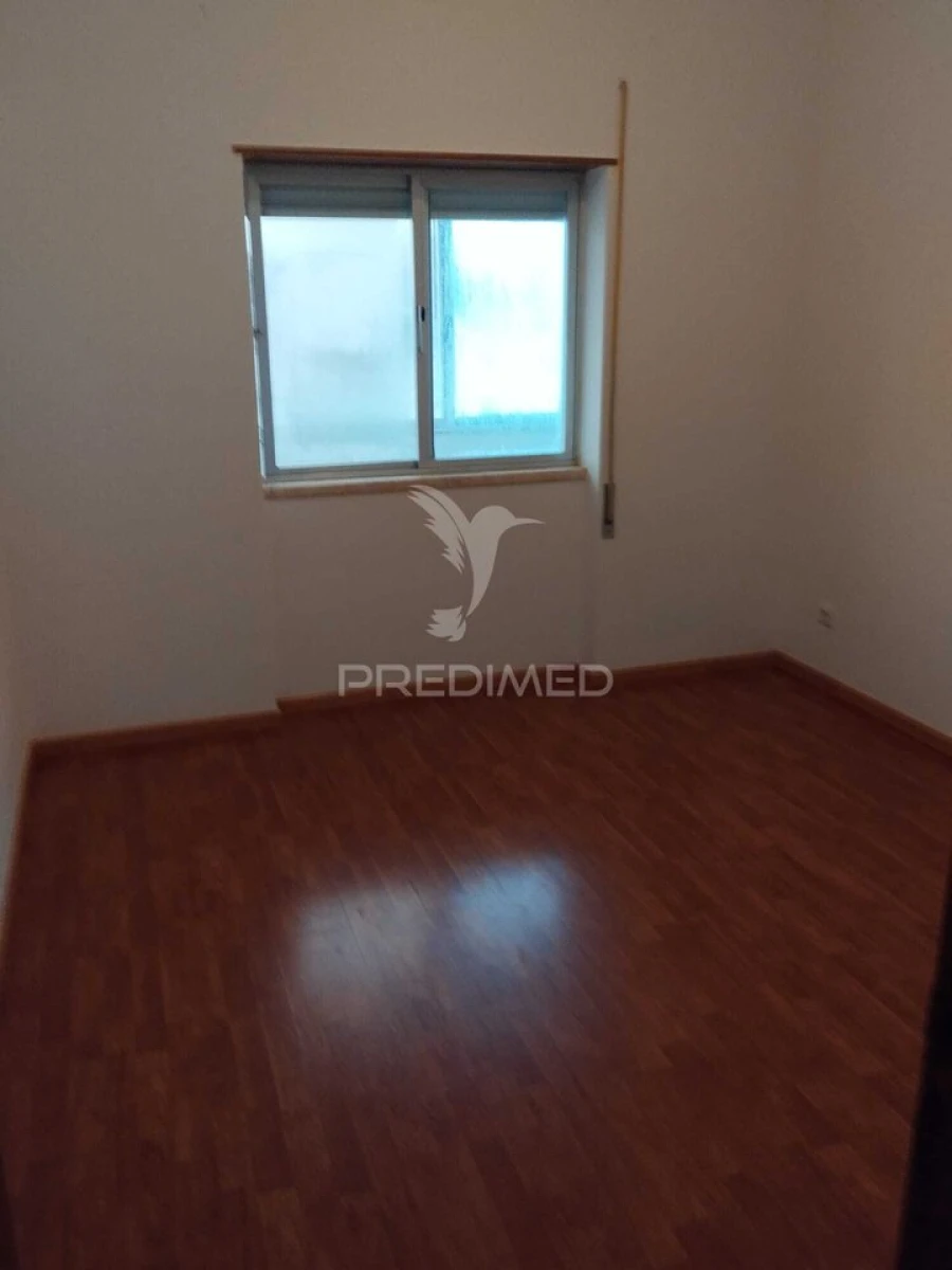 Apartamento T2 para Venda em Sé e São Lourenço Foto 6