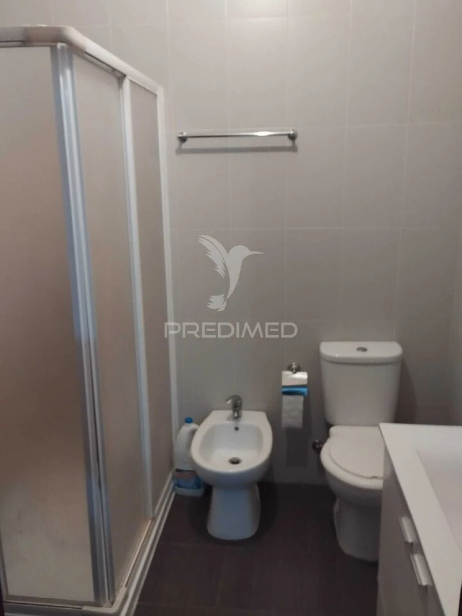 Apartamento T2 para Venda em Sé e São Lourenço Foto 12