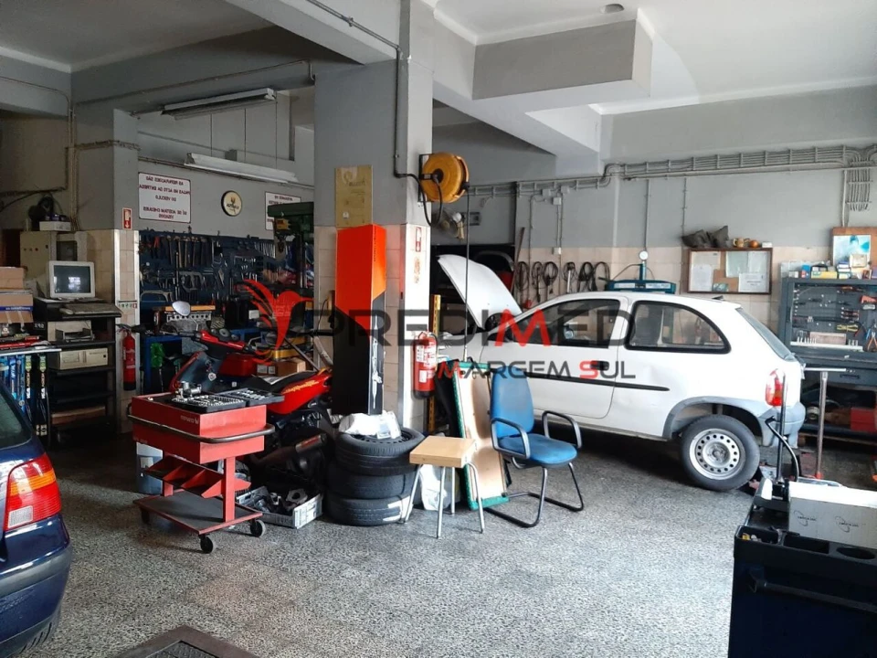 Armazém para Venda em Seixal, Arrentela e Aldeia de Paio Pires Foto 6