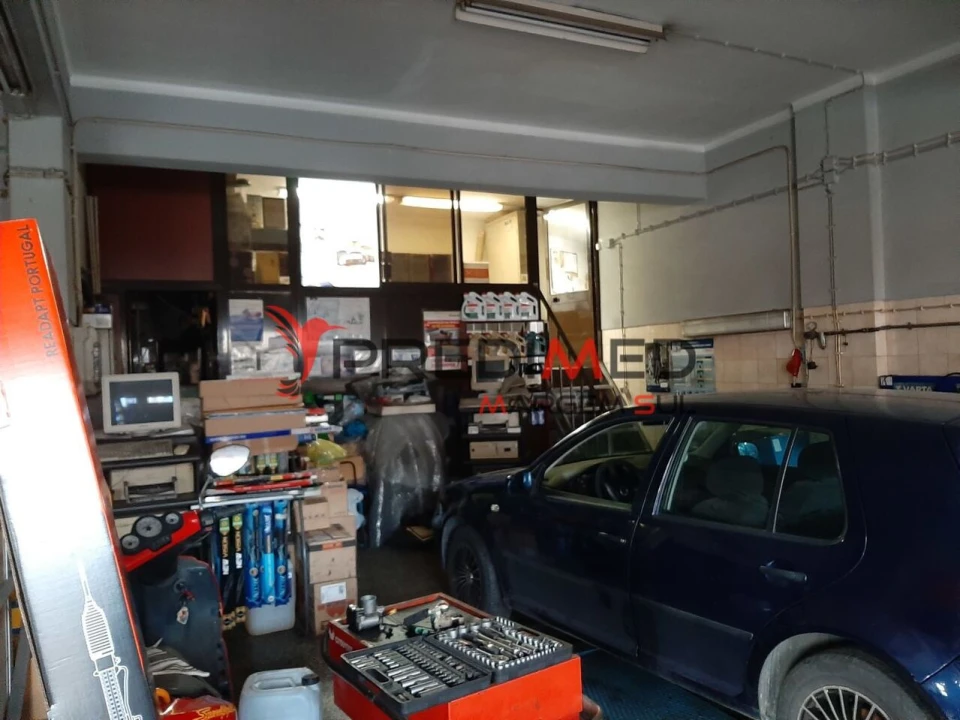 Armazém para Venda em Seixal, Arrentela e Aldeia de Paio Pires Foto 12