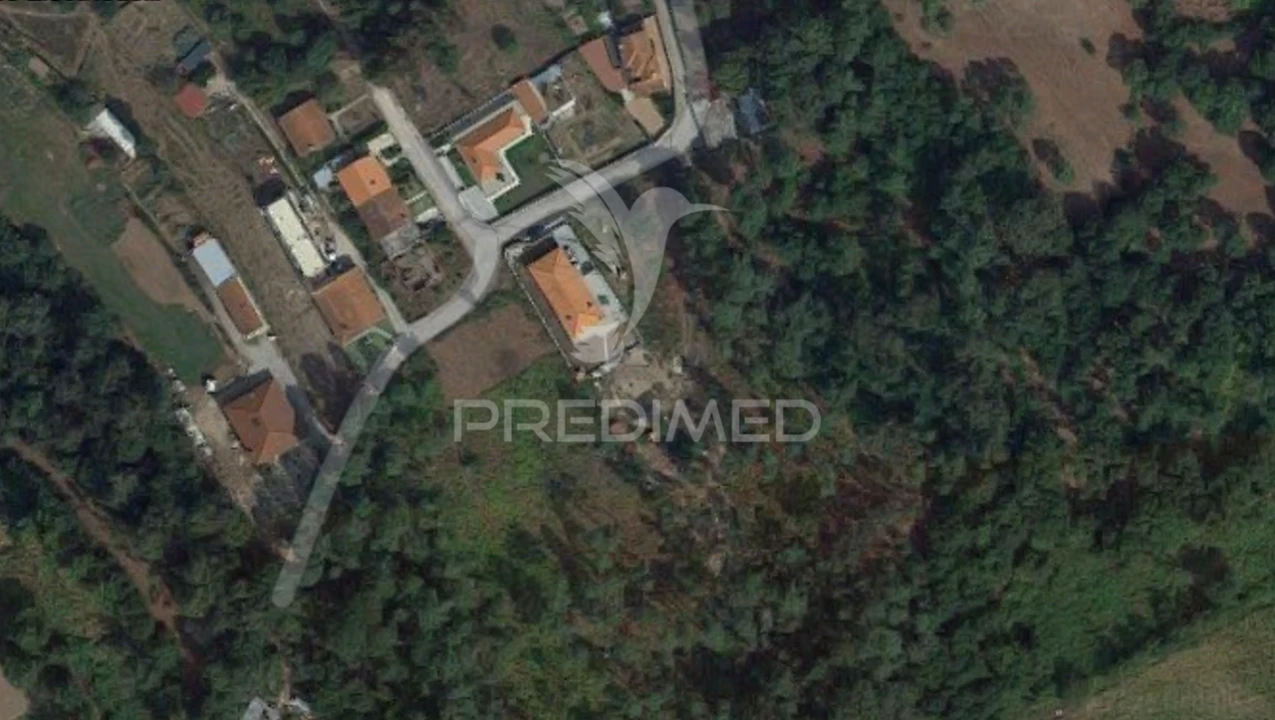 Terreno para Venda em Vila Verde e Barbudo Foto 10