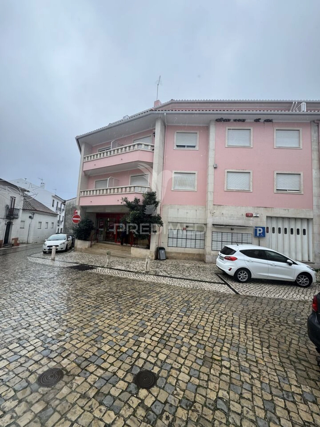 Loja para Venda em Porto de Mós - São João Baptista e São Pedro Foto 1
