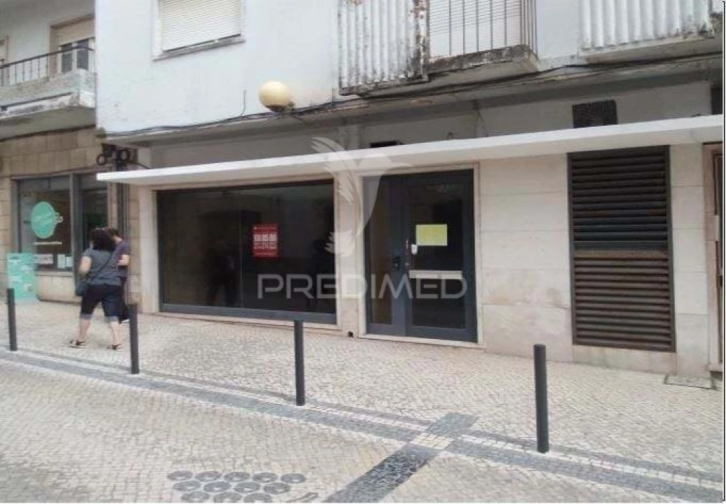 Loja para Venda em Bombarral e Vale Covo Foto 1
