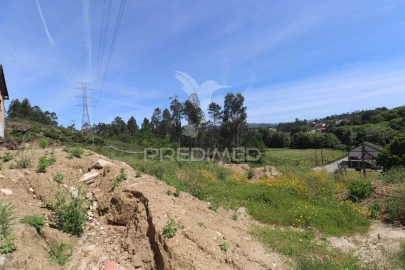 Terreno para Venda em Vila Verde e Barbudo