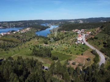 Terreno para Venda em Aldeia do Mato e Souto