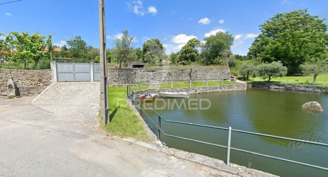 Terreno para Venda em Agrela e Serafão Foto 1