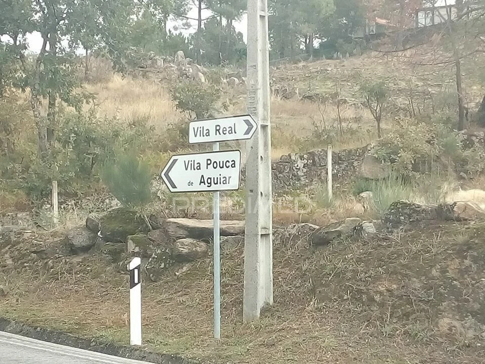 Terreno para Venda em Adoufe e Vilarinho de Samardã Foto 8