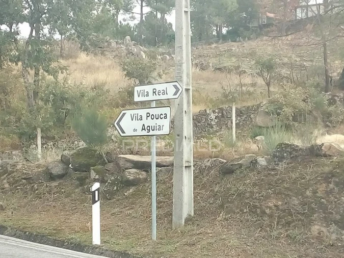 Terreno para Venda em Adoufe e Vilarinho de Samardã Foto 8