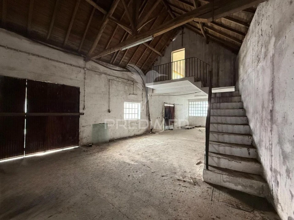 Armazém para Venda em Porto de Mós - São João Baptista e São Pedro Foto 12