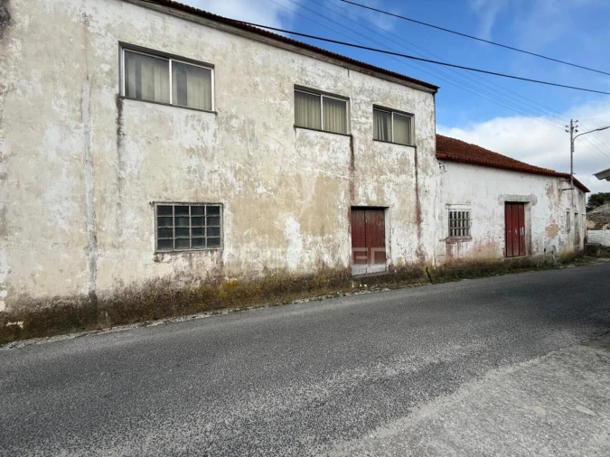 Armazém para Venda em Porto de Mós - São João Baptista e São Pedro Foto 6