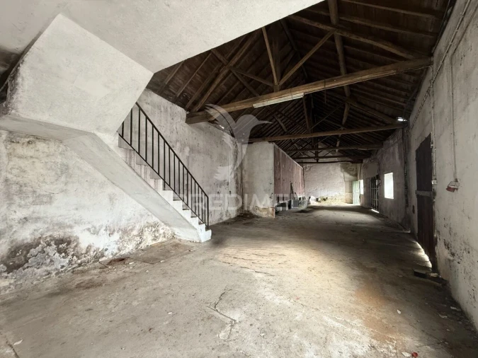 Armazém para Venda em Porto de Mós - São João Baptista e São Pedro Foto 22