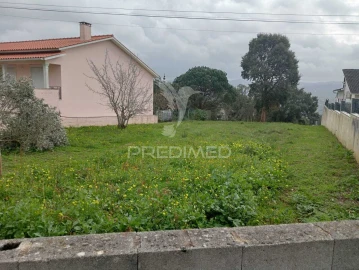 Terreno para Venda em Porto de Mós - São João Baptista e São Pedro