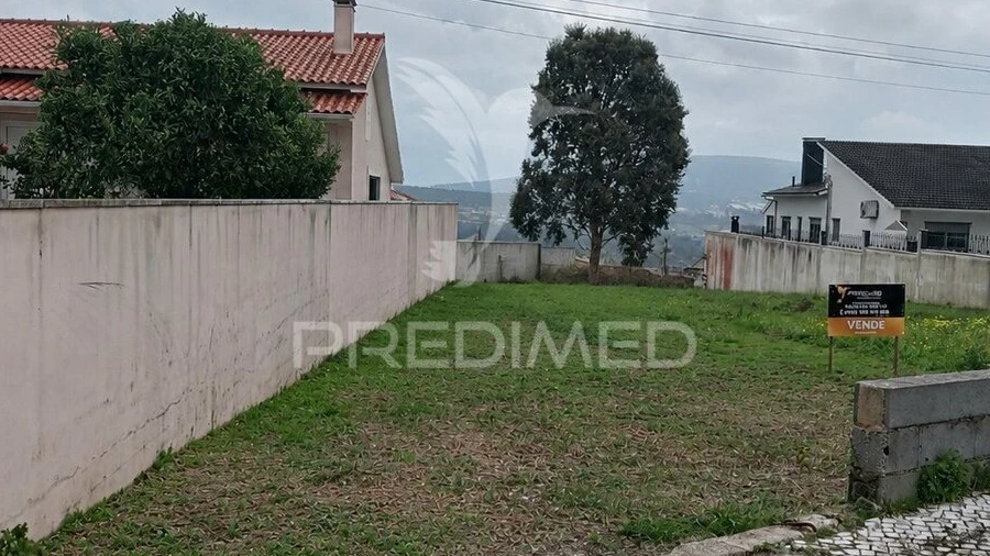 Terreno para Venda em Porto de Mós - São João Baptista e São Pedro